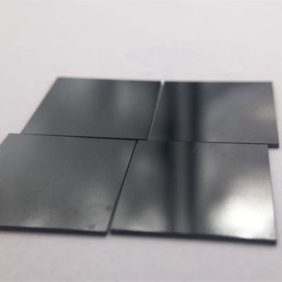 Material de diamante sintético para almacenamiento de energía biomédica